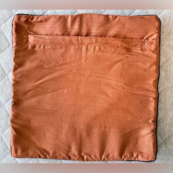 HANDMADE 16”x16” Wool Rug Accent Pillow Cover From Old Handwoven Wool Kilim Rug - Picture 3 of 7